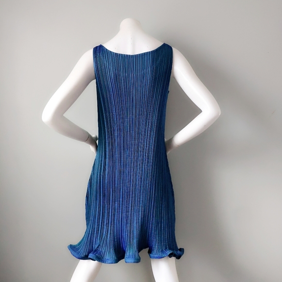 ♥️HP♥️ Issey Miyake Pleated Blue Iridescent Dress - Picture 7 of 9